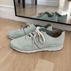 UGG Treadlite Shoes
