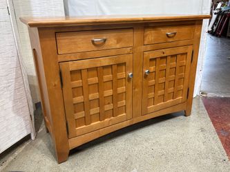 Warm Blonde 2-Drawer Buffet