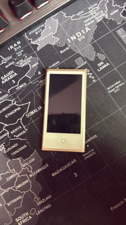 iPod Nano 7th Gen Mint Condition