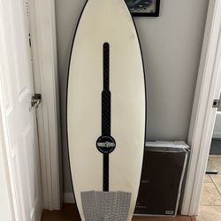 JS Baron Flyer Surfboard (5’7, 31L)