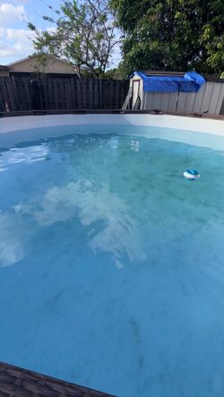 Above ground pool