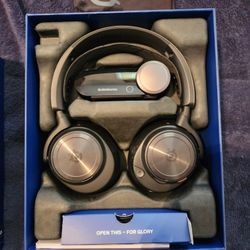 steelseries arctis nova pro wireless headphones 