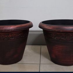 *** REDUCED *** PAIR of 12" (Diameter) Maroon Resin Planters @ Lasting Creations