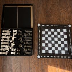 Harry Potter Final Challenge Chess Set