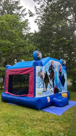 Comercial bounce house