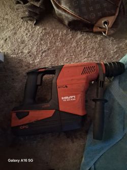 Hitting roto hammer with6.0 batt