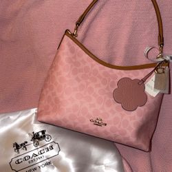 Coach Laurel Shoulder Bag 👜✨💗
