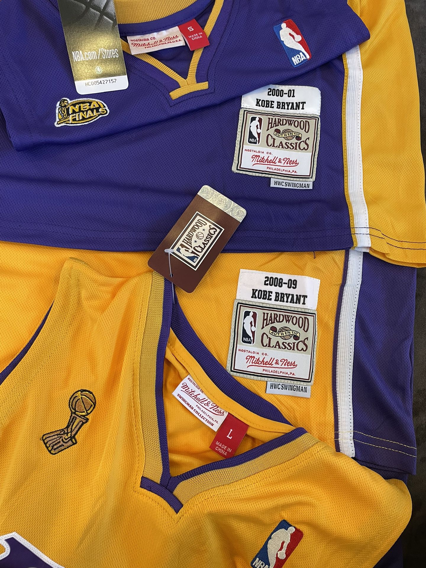Los Angeles Lakers Jersey Kobe Bryant Retro Vintage RARE BLUE Throwback for  Sale in Glendale, AZ - OfferUp