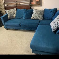 Comfy Sectional Couch