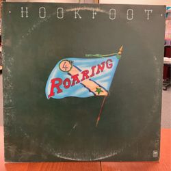 Hookfoot - Roaring
