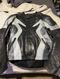 Black and Gray Leather 2XL Motorcycle Jacket
