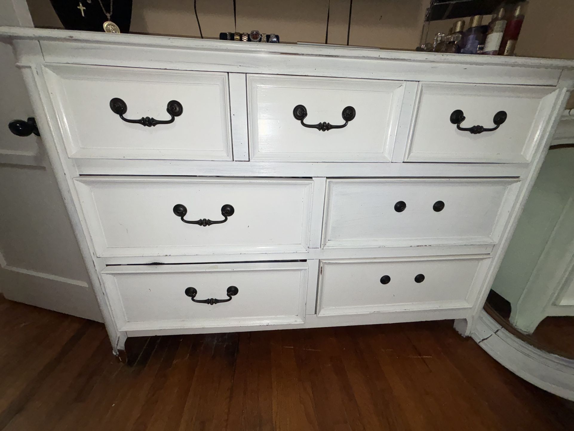 Queen Bed Set