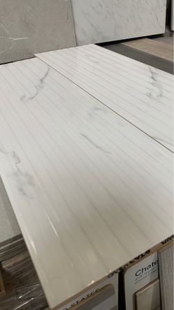 Wall tile