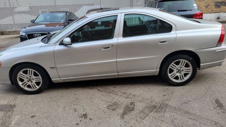2005 volvo s60