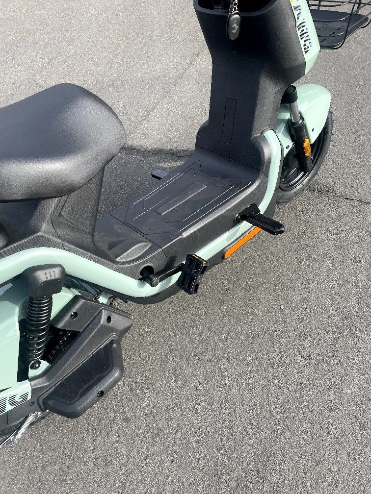 🙂🙂Brand new E Bike. Yes! Its an e bike with Pedals. $Zero down and $150/month