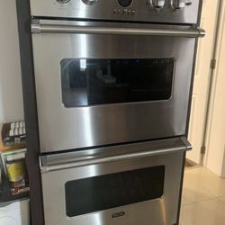 VIKING Double Oven 
