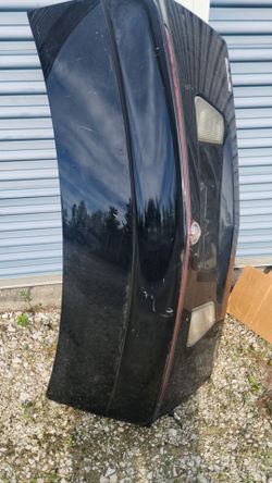 Cadillac Sts trunk with spoiler