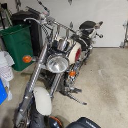 1997 Suzuki Marauder VZ 800 Limited Addition