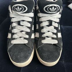 Black Adidas Campus 00'