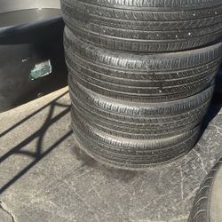 215-65-17 Continentals Set Of Used Tires