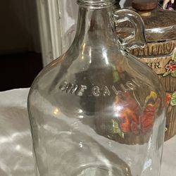 Clear 1gallon Jug Clear Glass Depression Glass 11”tall 