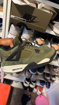 Jordan 4 Olive