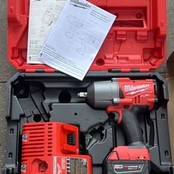 Milwaukee Fuel Impact 1/2” High Torque (1400 Lbs Of Torque ) Combo Kit 