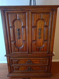 Dresser