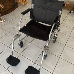 Lightweight Wheelchair 