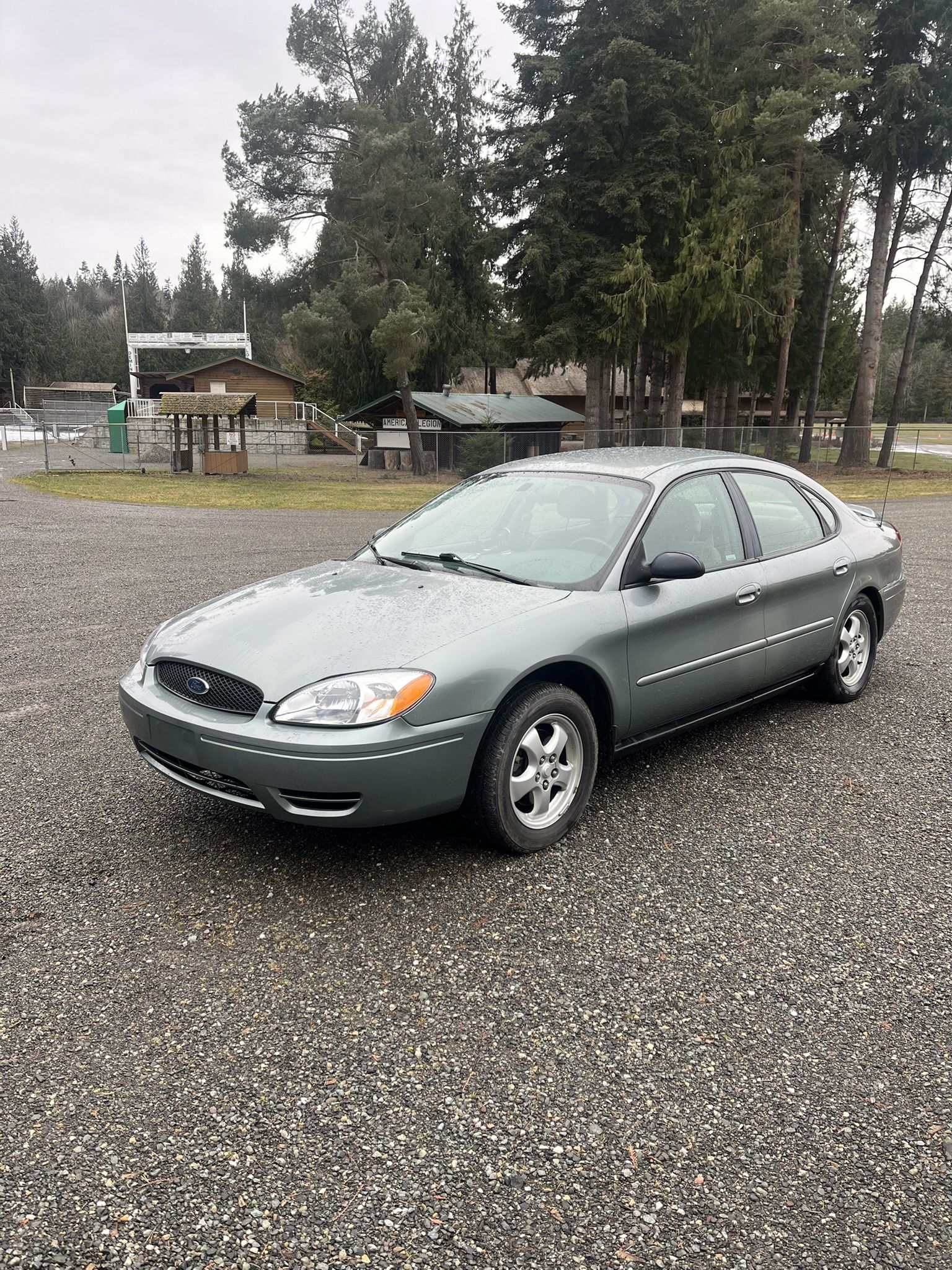 2006 Ford Taurus