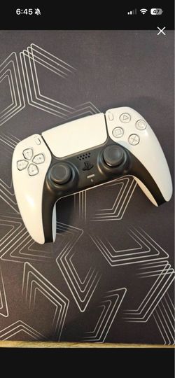 PlayStation 5 controller