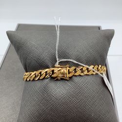 14kt Yellow Gold Bracelet 