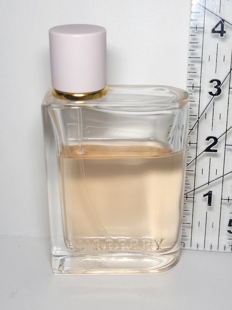 Burberry Her Perfume
