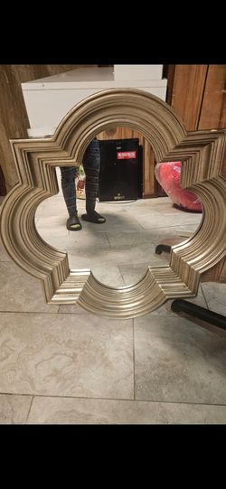 Sending this nice mirror