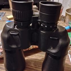 Binoculars Nikon