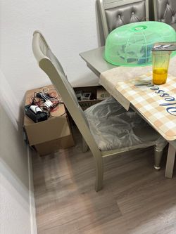 Dinning table