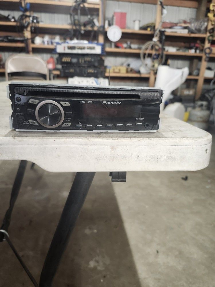 Pioneer Deh-1300mp Stereo