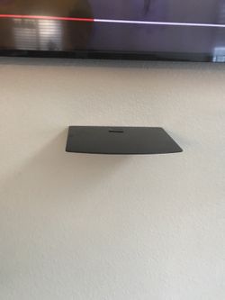 DVD wall mount