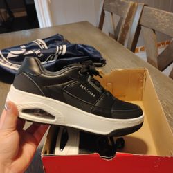 Skechers Shoes 