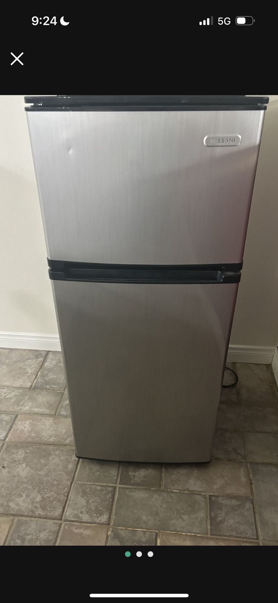 Free Mini Fridge Not Working for Sale in Bakersfield, CA OfferUp