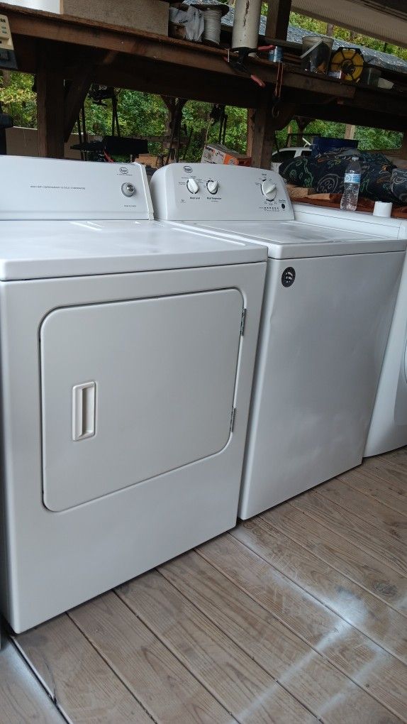 Washer & Dryer Set