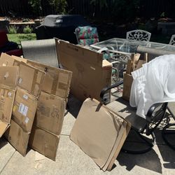 Free Moving Boxes