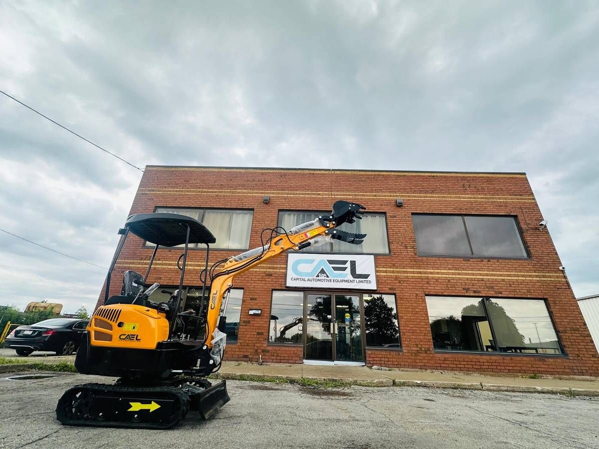 WHOLESALE PRICE BRAND NEW MINI EXCAVATORS 2.5 TONS
