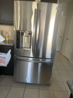 Refrigerator icebox