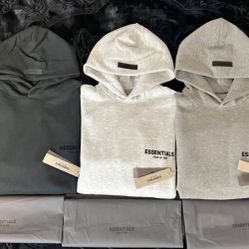 ESSENTIALS FEAR OF GOD 