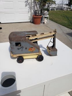 Vintage Collectors Toy Crane Shovel Digger