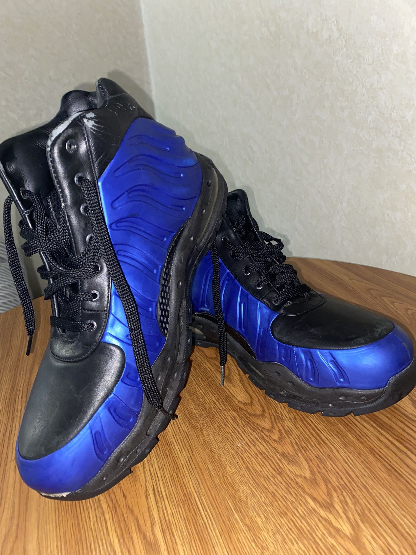Nike Foamposite Boots