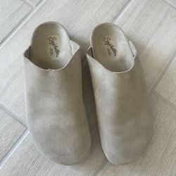 Seychelles Leather Beige Clog Slide Size 9 