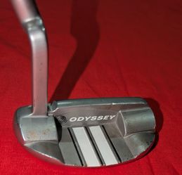 33.5" Odyssey Divine 330M Putter