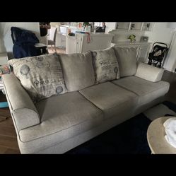 Couch With Pillows 